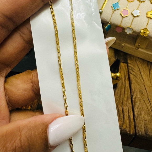 Stainless Steel 18” Gold Necklace - Picture 3 of 10